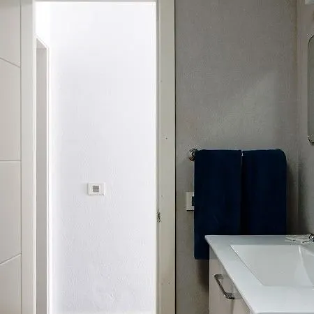 Canaima Apartments - Adults Only 3*